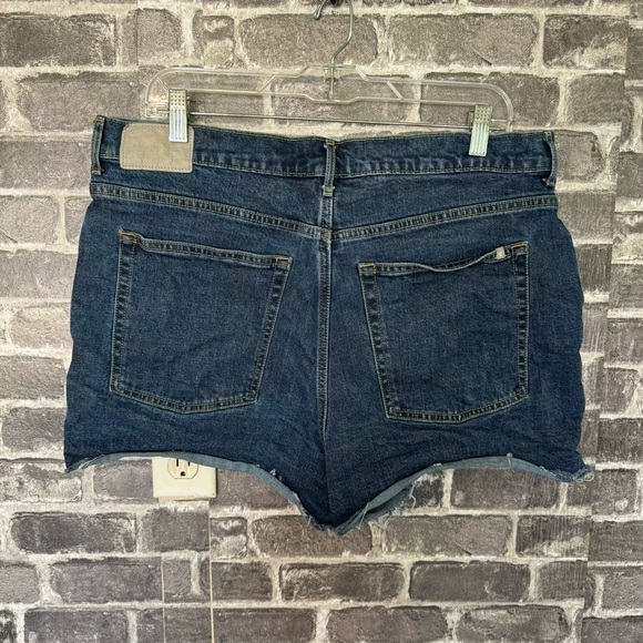 EVERLANE The Way High Denim Short Jean dark wash - Picture 6 of 10